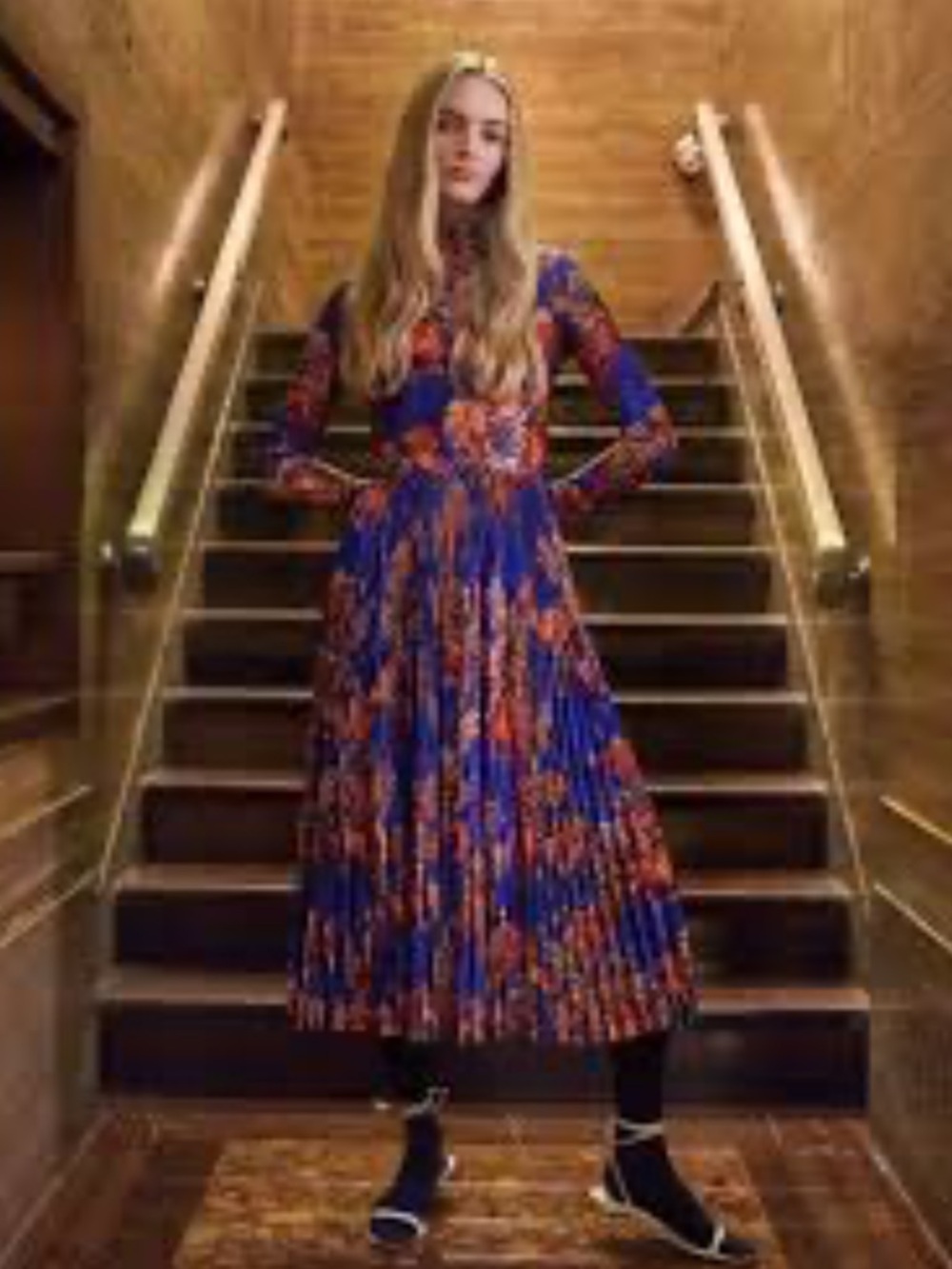 HUNTER BELL - Sabine Floral Pleated Midi Dress -watercolor Bouquet size XS, NWT - Picture 2 of 12